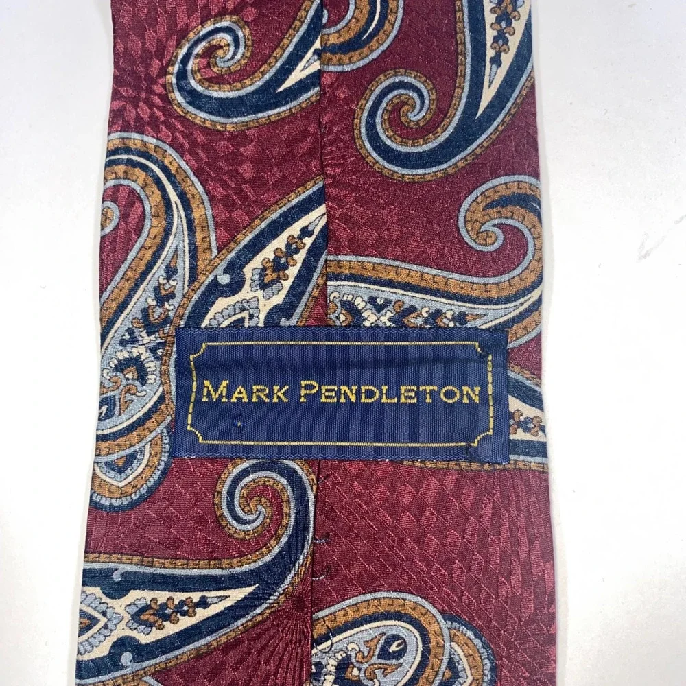 Mark Pendleton Mens Silk Tie Burgundy Navy Gold Paisley Geometric Woven USA Made